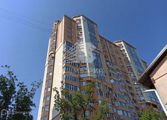 Продам трехкомнатную квартиру, 142 м2, Краснодар, улица Ломоносова, 97, микрорайон Центральный