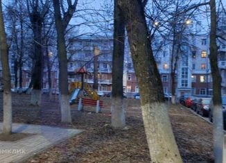Продается трехкомнатная квартира, 67 м2, Нижний Новгород, улица Минина, 5, улица Минина