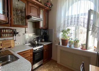 Продается двухкомнатная квартира, 50 м2, Нижний Новгород, улица Краснодонцев, 7, микрорайон Соцгород-9