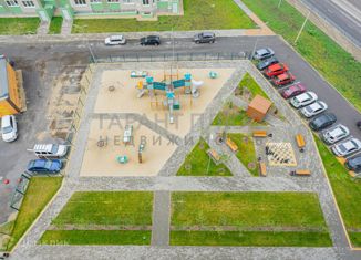 Продам 2-комнатную квартиру, 75 м2, Липецк, улица Виктора Музыки, 10, район Опытной Станции