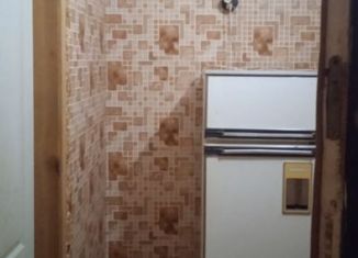 Сдается четырехкомнатная квартира, 60 м2, Керчь, улица Ульяновых, 74