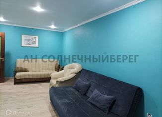Продаю трехкомнатную квартиру, 69 м2, Ольгинка, Черноморская улица, 2А
