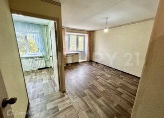 Продается 1-комнатная квартира, 32.3 м2, Нижний Тагил, улица Ильича, 5