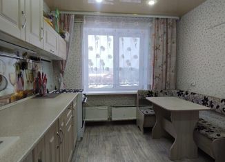 Продаю трехкомнатную квартиру, 69.1 м2, Краснокамск, улица Энтузиастов, 26