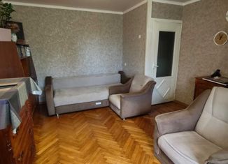 Продам 4-ком. квартиру, 70 м2, Туапсе, улица Галины Петровой