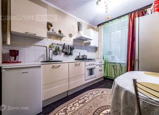 Продаю трехкомнатную квартиру, 60.1 м2, Санкт-Петербург, проспект Славы, 2к1, проспект Славы