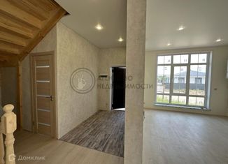 Продаю дом, 120 м2, Казань, Советский район, улица Хоррият, 9А