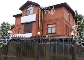 Продается дом, 500 м2, деревня Трубачеевка, улица Дружбы Народов, 239