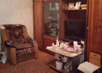 Продажа 3-ком. квартиры, 75 м2, Петровск, улица Баукова, 93