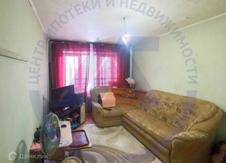 Продаю комнату, 17 м2, Курган, жилой район Заозёрный, 2-й микрорайон, 12