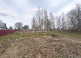 Продается участок, 10 сот., деревня Новосиверская, улица Ивана Шишкина