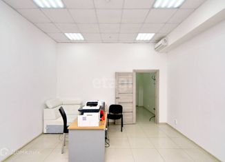 Продается офис, 40.8 м2, Сургут, улица Маяковского, 57