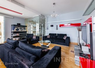 Сдаю в аренду 3-комнатную квартиру, 150 м2, Москва, улица Заморёнова, 21, улица Заморёнова