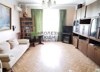 Продам четырехкомнатную квартиру, 97.8 м2, Саратов, Московская улица, 32