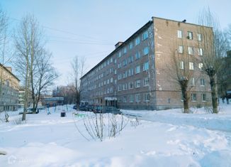 Продаю 2-ком. квартиру, 36.5 м2, Ижевск, улица Ворошилова, 21, жилой район Автопроизводство