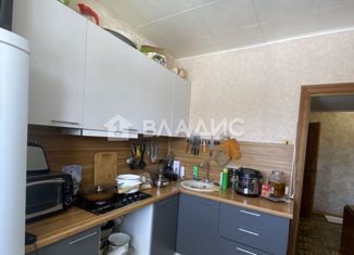 Продается двухкомнатная квартира, 61 м2, посёлок Мыза-Ивановка, Шоссейная улица, 32