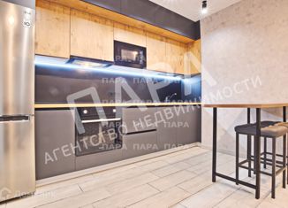 Сдается 2-ком. квартира, 50 м2, Самара, улица Соколова, 32, метро Российская