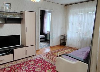 Продам 2-ком. квартиру, 42.7 м2, Оренбургская область, улица Кутузова, 10