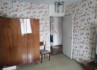 Продается трехкомнатная квартира, 62.8 м2, Энгельс, улица Космонавтов, 13