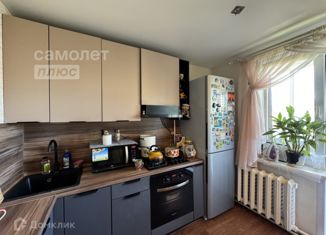 Двухкомнатная квартира на продажу, 56 м2, Ковров, улица Космонавтов, 4/5