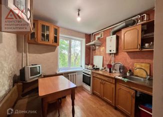 Продаю 2-ком. квартиру, 45 м2, посёлок городского типа Аэрофлотский, улица Мальченко, 4