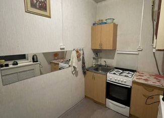 Продажа 2-ком. квартиры, 48.6 м2, Киров, Октябрьская улица, 12, Нововятский район