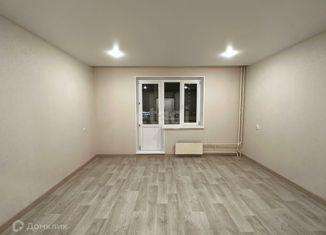 Продаю 1-комнатную квартиру, 40.1 м2, Челябинск, улица Братьев Кашириных, 157, Центральный район