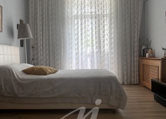 Продам 3-ком. квартиру, 82 м2, Москва, Вокзальный переулок, 4, метро Войковская