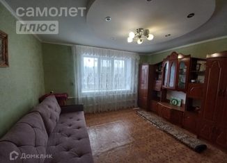 Продаю 2-комнатную квартиру, 50.1 м2, село Оранжереи, улица Чкалова, 62