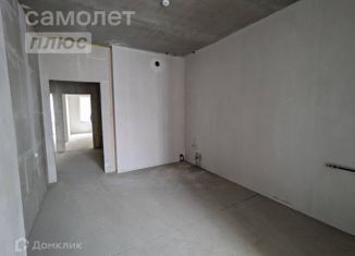 Трехкомнатная квартира на продажу, 87.9 м2, Ставропольский край, Гражданская улица, 1Б