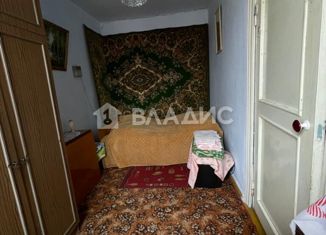 Продаю двухкомнатную квартиру, 42.7 м2, Приморский край, улица Штабского, 18