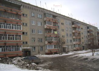 Продается 2-комнатная квартира, 47.1 м2, посёлок Исток, Главная улица, 24