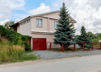 Продам дом, 170 м2, Казань, Кировский район, улица Энгельса, 43