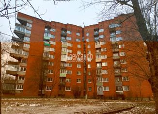 Продаю 3-комнатную квартиру, 72.8 м2, Шлиссельбург, улица 1 Мая, 22