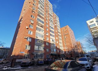 Продам 5-комнатную квартиру, 179.2 м2, Челябинск, Центральный район, Южная улица, 2В