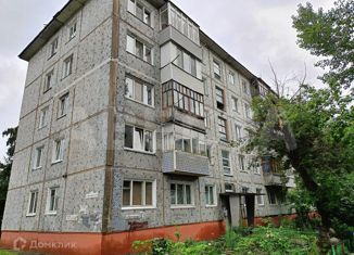 Продается 3-ком. квартира, 49.6 м2, Омск, Волгоградская улица, 32А