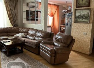 Четырехкомнатная квартира на продажу, 128 м2, Москва, Новокуркинское шоссе, 51, район Куркино