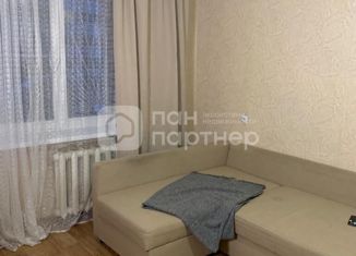 Продаю 2-ком. квартиру, 32 м2, Санкт-Петербург, улица Халтурина, 15к4