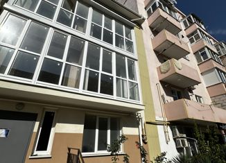 Продается 2-ком. квартира, 75.9 м2, Севастополь, улица Симонок, 55В