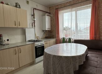 Продам 3-комнатную квартиру, 105.5 м2, село Высокая Гора, Совхозная улица, 23
