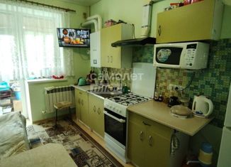 Продается 1-ком. квартира, 37 м2, Батайск, улица Луначарского, 165