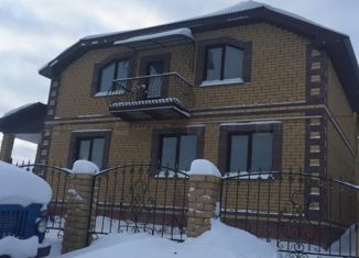 Продаю дом, 200 м2, село Тавларово, улица Ленина, 40