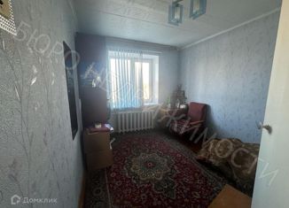 Трехкомнатная квартира на продажу, 58.3 м2, Балашов, улица Луначарского, 92