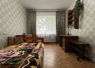 Продается 3-комнатная квартира, 64.8 м2, Калининград, улица Аксакова, 84