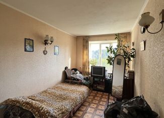 2-комнатная квартира на продажу, 49.5 м2, поселок городского типа Свободы, проспект Калинина, 160