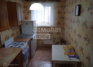 Продажа 2-комнатной квартиры, 41.7 м2, Екатеринбург, улица Бебеля, 156, метро Динамо