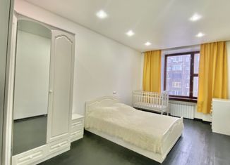 Продам трехкомнатную квартиру, 101 м2, Мурманск, проспект Ленина, 53