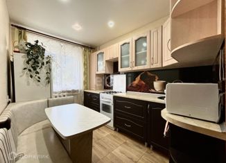 Продам двухкомнатную квартиру, 48.8 м2, Волжск, Юбилейная улица, 8К1