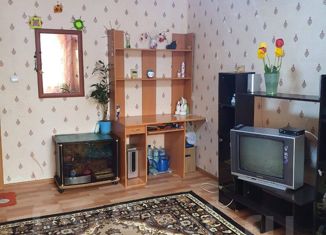 Продам 2-ком. квартиру, 50 м2, Приморский край, улица Кирова, 2кА