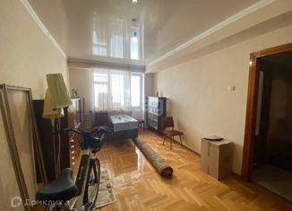 Продается 2-комнатная квартира, 50.2 м2, Нальчик, проспект Шогенцукова, 24, район Центр